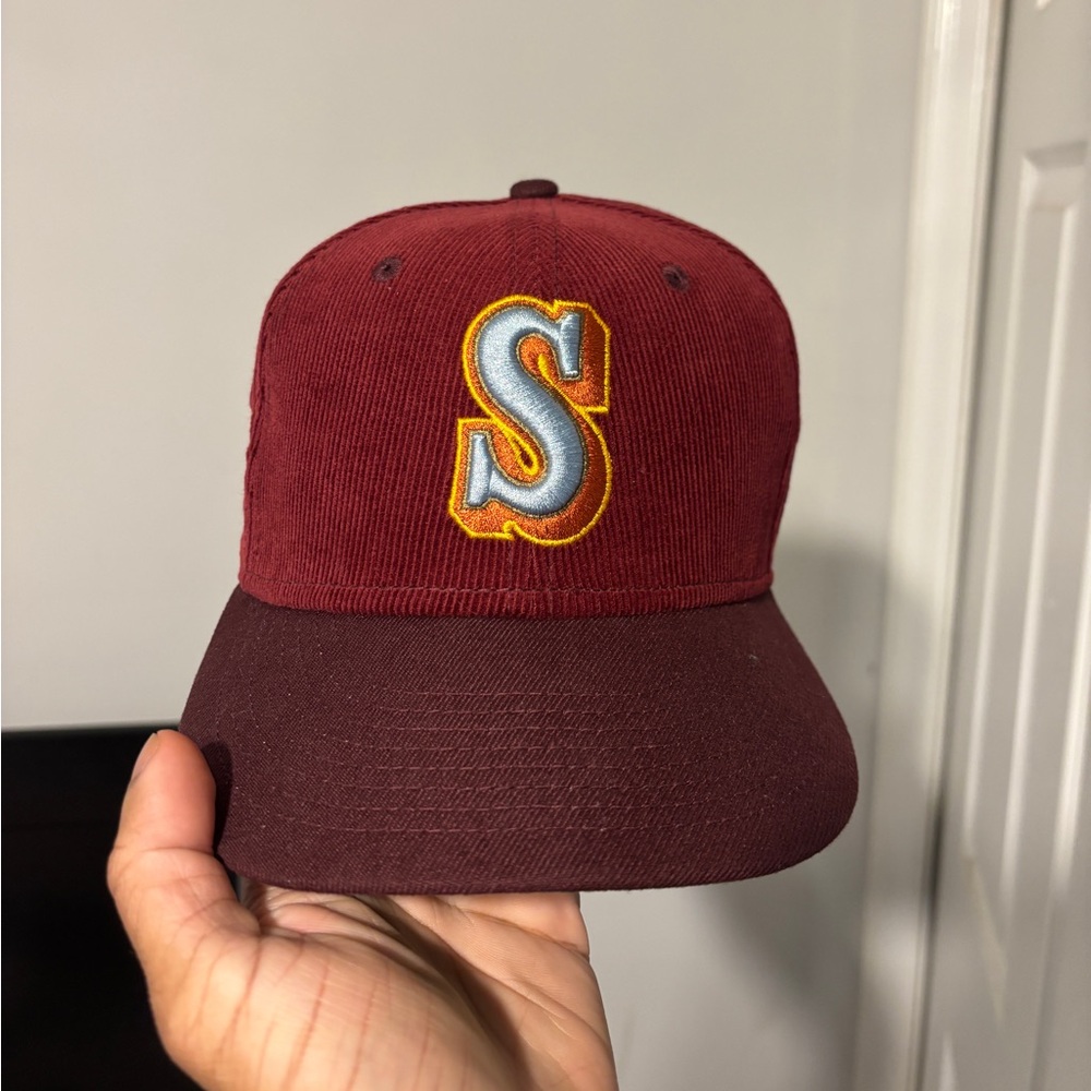 Fitted hat